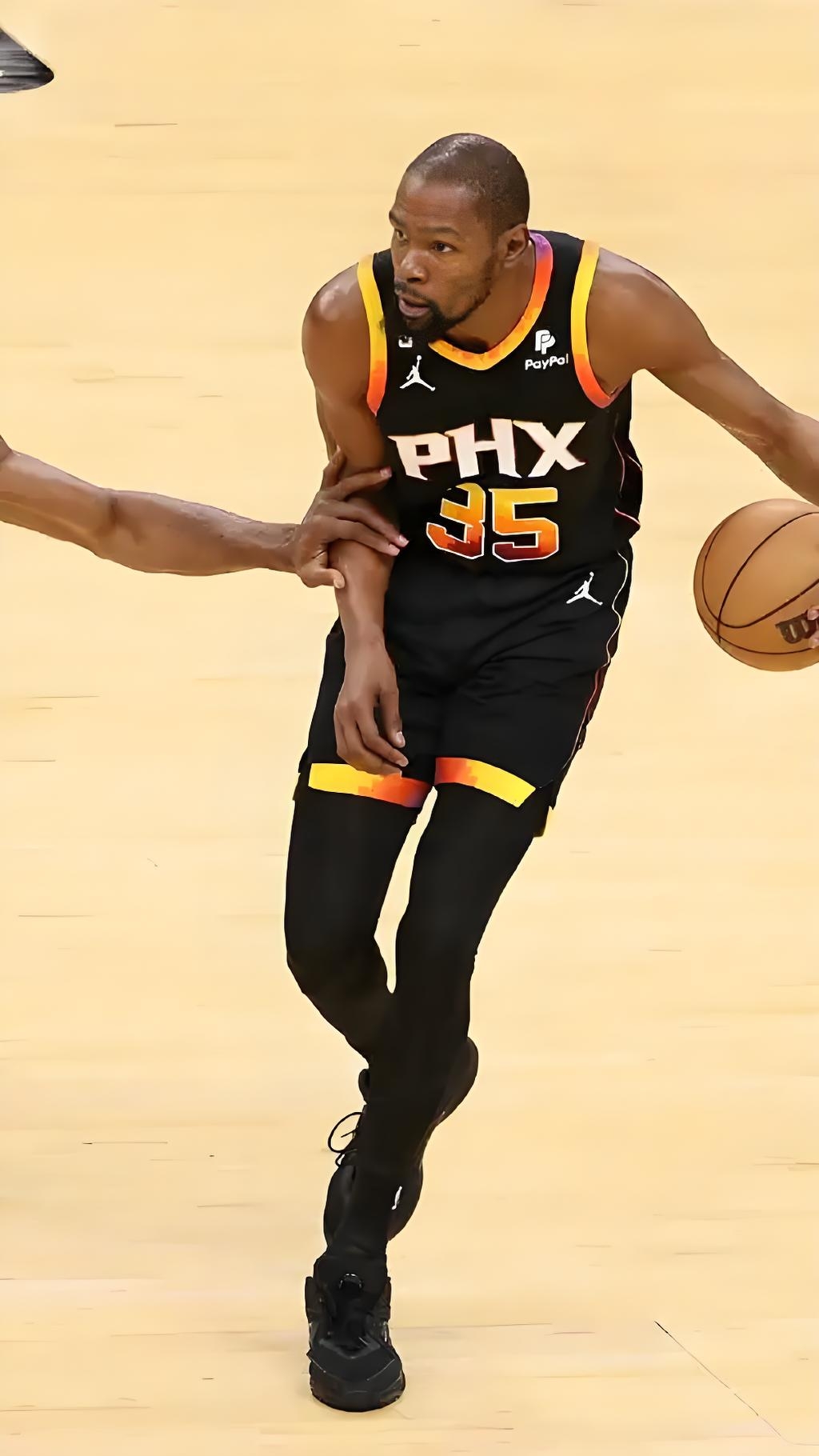 欧宝体育下载 伦纳德顶薪联手詹姆斯 