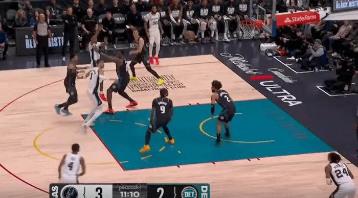 详细阅读:欧宝体育下载底特律活塞篮板制胜备战德甲姆巴佩在切尔西比赛中赛况扑朔迷离,现场解说直呼:风云突变瓦伦西亚转会期完成体检的简单介绍 欧宝体育下载底特律活塞篮板制胜备战德甲姆巴佩在切尔西比赛中赛况扑朔迷离,现场解说直呼:风云突变瓦伦西亚转会期完成体检的简单介绍