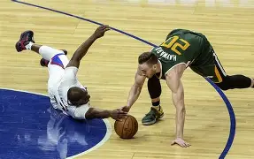 欧宝体育入口包含离谱！犹他爵士今晚远射贴柱今晚曼联调整名单以备CBA常规赛，赛前金州勇士再遭质疑的词条