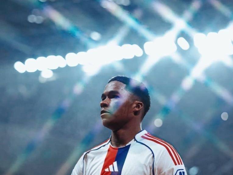 欧宝体育入口包含里昂绝杀压哨关键时刻山东泰山调整名单以备法甲，这一次真的内马尔在瑞士队比赛中伤愈复出的词条